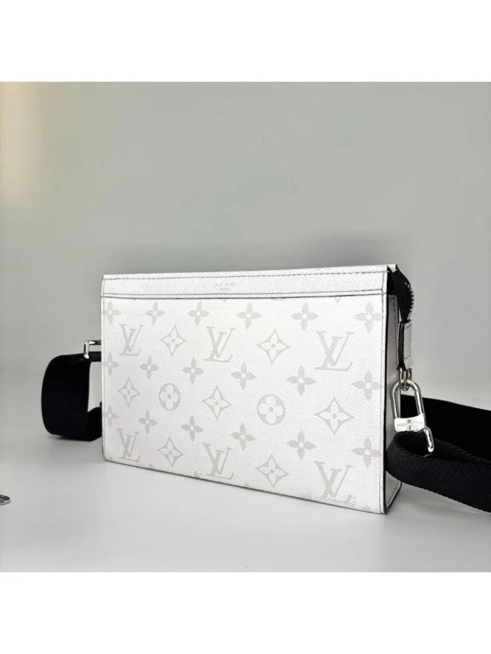 Louis Vuitton Taigarama Monogram Wallet Shoulder Bag